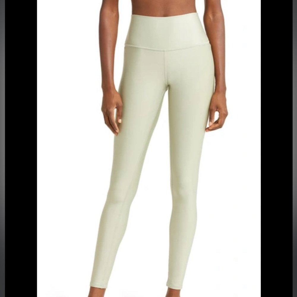Alo Airlift leggings Limestone